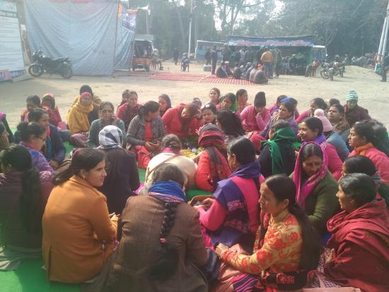 आंगनबाड़ी कार्यकर्ताओं के धरने का 50वां दिन.jpg