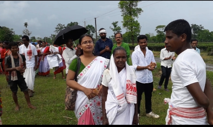 मगदली मुंडा.jpg