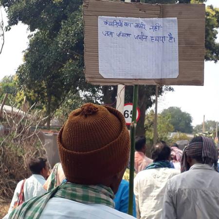 साभार सोशल साईट.jpg