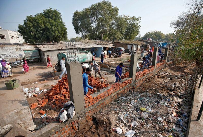 Gujarat wall.jpg