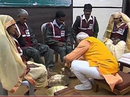 MODI KUMBHA3.jpg