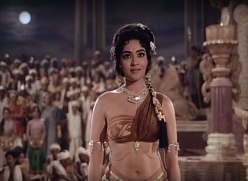 VAIJYANTIMALA AS AMRAPALI IN AMRAPALI.png