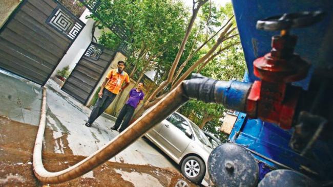 delhi_water_shortage.jpeg