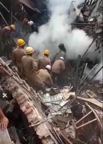 fire delhi.PNG
