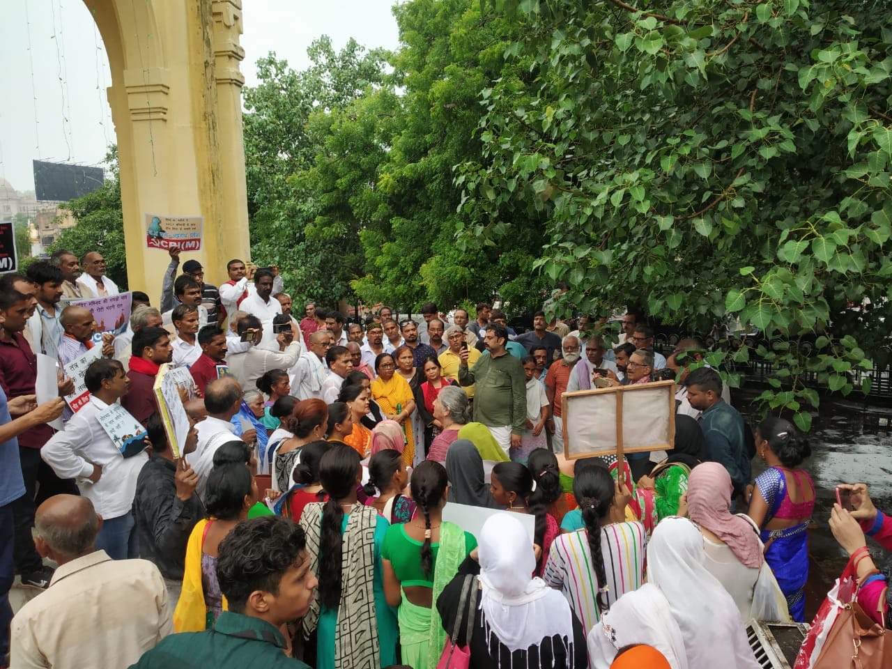 lucknow laast.jpg