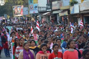 आदिवासियोें का प्रतिवाद।