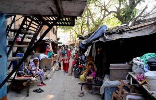 एक दिल्ली ऐसी भी है जहाँ आज भी पीने का पानी, गंदे पानी की निकासी घोर आभाव