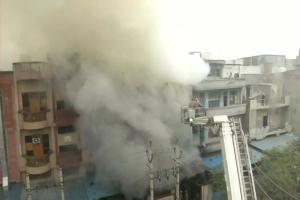 delhi fire