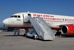 यूक्रेन में फंसे 101 भारतीय विद्यार्थी स्वदेश लौटे