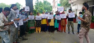 इंदिरा गांधी दिल्ली टेक्निकल यूनिवर्सिटी फॉर वीमेन में सफ़ाई कर्मचारियों का आंदोलन जारी