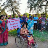 स्थानीय स्तर पर इस परियोजना के खिलाफ व्यापक अभियान शुरू हो चुका है। 