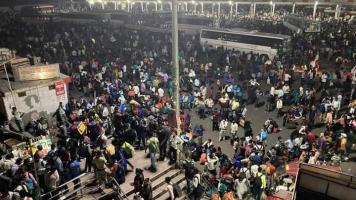 Kovid-19: Thousands of migrant workers leave for their homes despite Kejriwal's assurance of 'Main Hoon Na'
