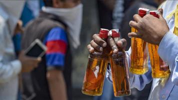 यूपी : कब और कैसे रुकेगा अवैध और ज़हरीली शराब का धंधा