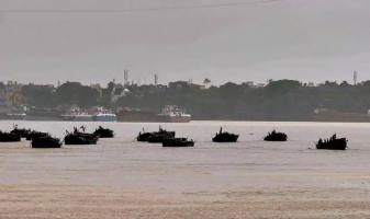 गंगा में बहाये गये कोविड-19 पीड़ितों की लाशों से कोरोना वायरस के फैलने पर विशेषज्ञों की बंटी हुई राय