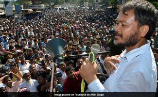 असम:आख़िरकार डेढ़ साल जेल में रहने के बाद रिहा हुए अखिल गोगोई