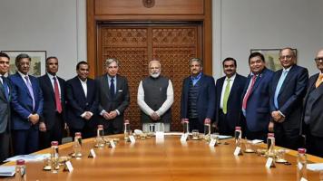 PM Modi with industrialists