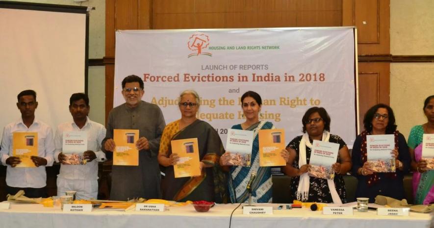 "देश भर में पिछले साल 2 लाख लोगों को जबरन बेदख़ल किया गया"