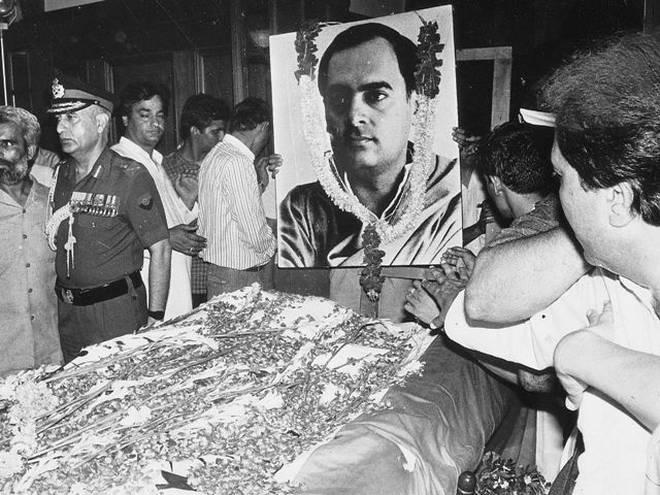 राजीव गांधी हत्याकांड: दोषियों की रिहाई का विरोध करने वाली याचिका ख़ारिज