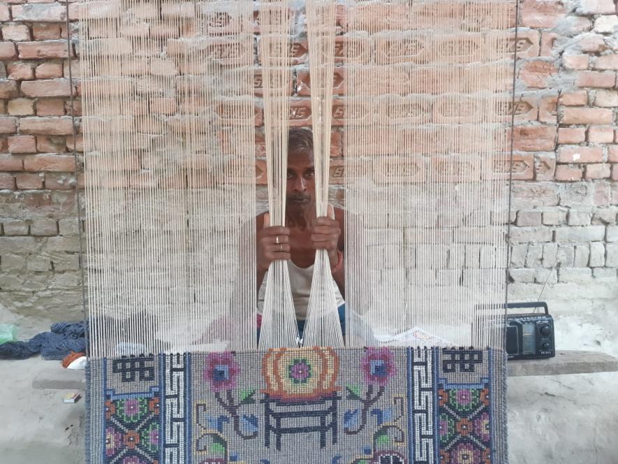 चुनाव 2019: बनारस के चाँदपुर में कालीन बुनकर दिहाड़ी मज़दूर बने