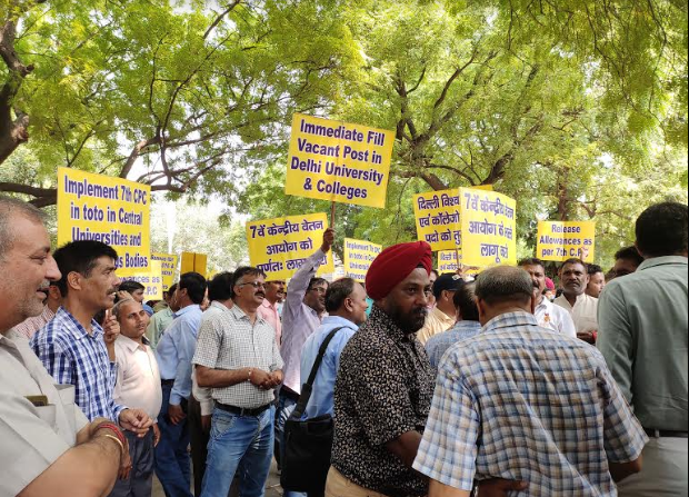 protest on jantar mantar