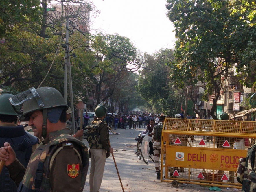 delhi violece