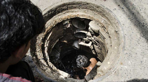 सीवर टैंकर की मरम्मत के दौरान एक मज़दूर की मौत
