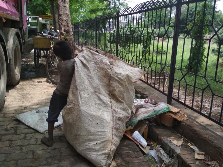 Garbage pickers