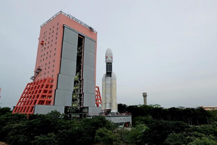 अंतरिक्ष में निजीकरण
