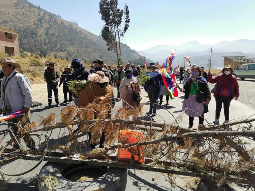 बोलिविया : आम चुनाव टलने के ख़िलाफ़ प्रदर्शन देश भर में फैला