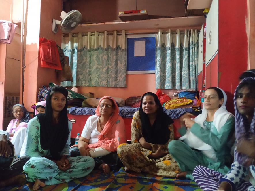 ट्रांसजेंडर कम्युनिटी