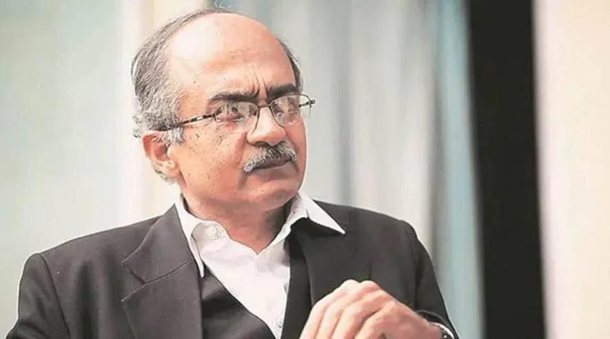 क्या एक माफ़ी प्रशांत भूषण को महात्मा बना देगी?
