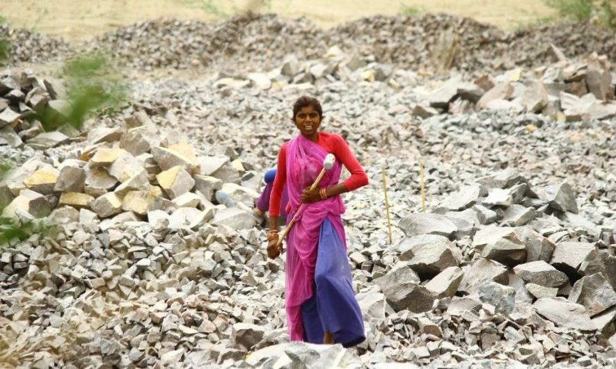 इतवार की कविता