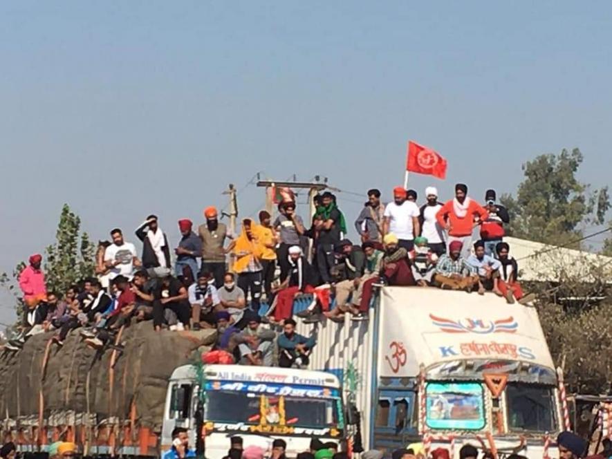 किसान आक्रोश के भंवर में घिरती मोदी सरकार