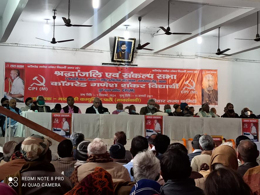 गणेश दा ने फ़ासीवाद से लड़ने संबंधी दिमित्रोव की किताब पढ़ने को भेजी: सीताराम येचुरी