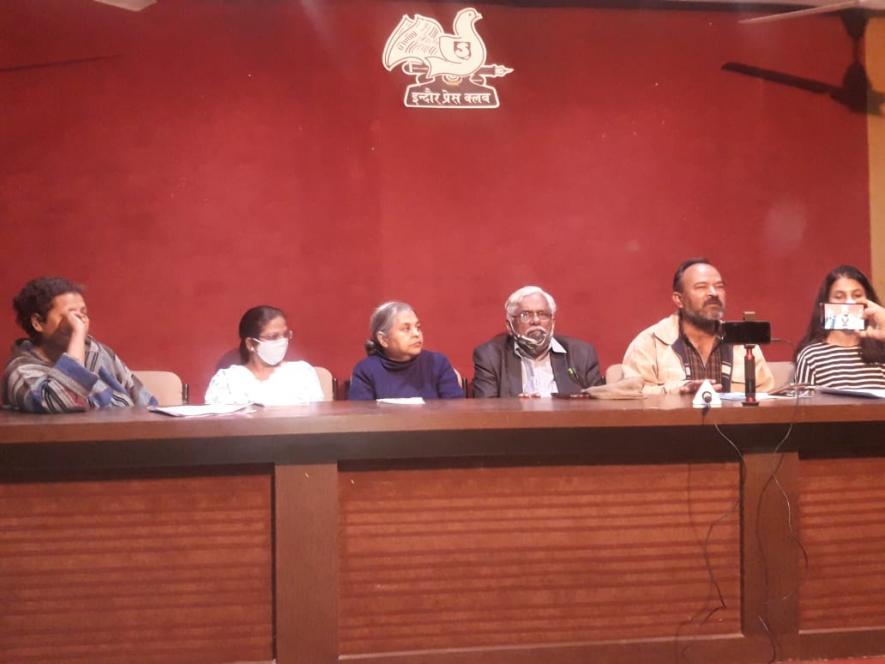 मध्यप्रदेश: सांप्रदायिक हिंसा के ज़िम्मेदार लोगों को स्टेट बचाने में लगा है!