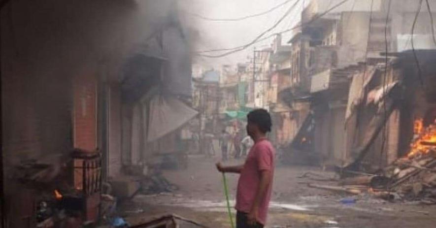 बारण सांप्रदायिक हिसा: 15 अप्रैल तक बढ़ाया गया कर्फ्यू और इंटरनेट पर प्रतिबंध, 26 लोग गिरफ्तार