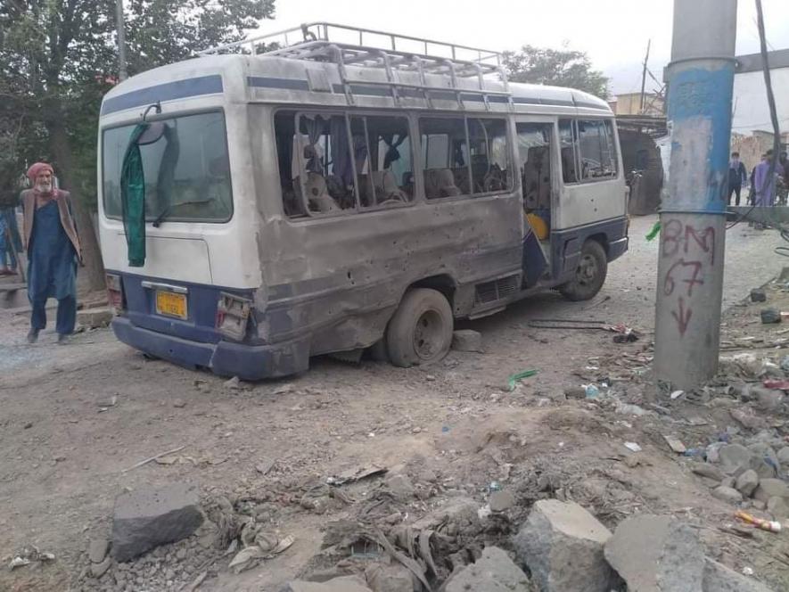 अफ़ग़ानिस्तान में लड़ाई में तेज़ी से हज़ारों लोग विस्थापित