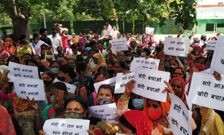 खोरी गांव की मजदूर आवास संघर्ष समिति ने सुप्रीम कोर्ट में पेश की रिपोर्ट, कोर्ट ने हरियाणा सरकार से मांगा जवाब