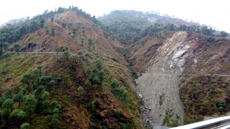 जलवायु परिवर्तन : बेलगाम विकास से बर्बाद होता इकोसिस्टम