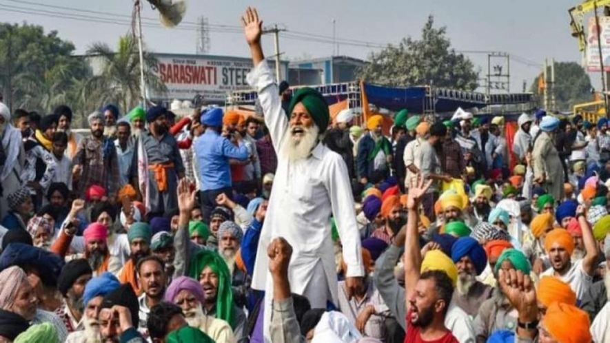 ऐतिहासिक नियति ने किसान-आंदोलन के साथ भारत के लोकतन्त्र की तकदीर नत्थी कर दी है