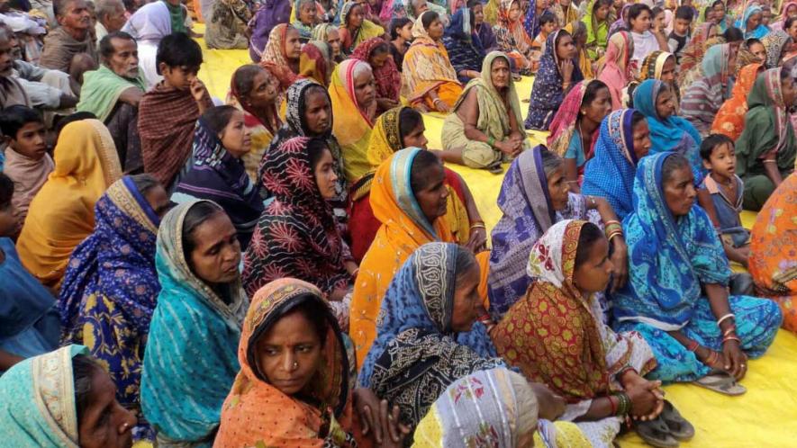 स्टील से भी सख्त: ओडिशा के ग्रामीण दशकों से अपनी जमीन का रक्षा के लिए संघर्ष कर रहे हैं