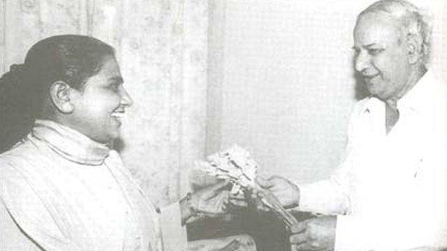 बसपा के बहुजन आंदोलन के हाशिये पर पहुंचने के मायने?