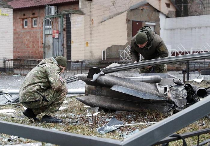 Russia targets Ukraine
