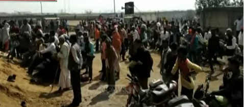 झारखंड : मुआवज़े की मांग कर रहे किसानों पर एनटीपीसी ने किया लाठीचार्ज