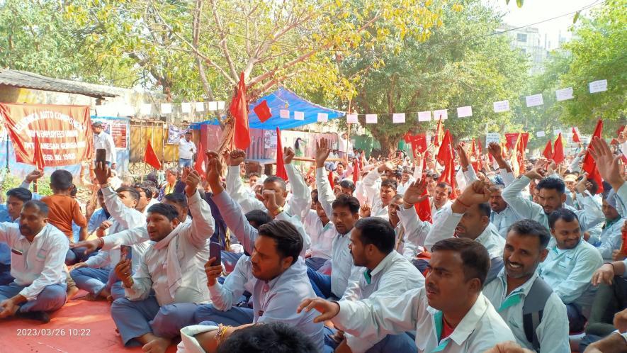 workers protest