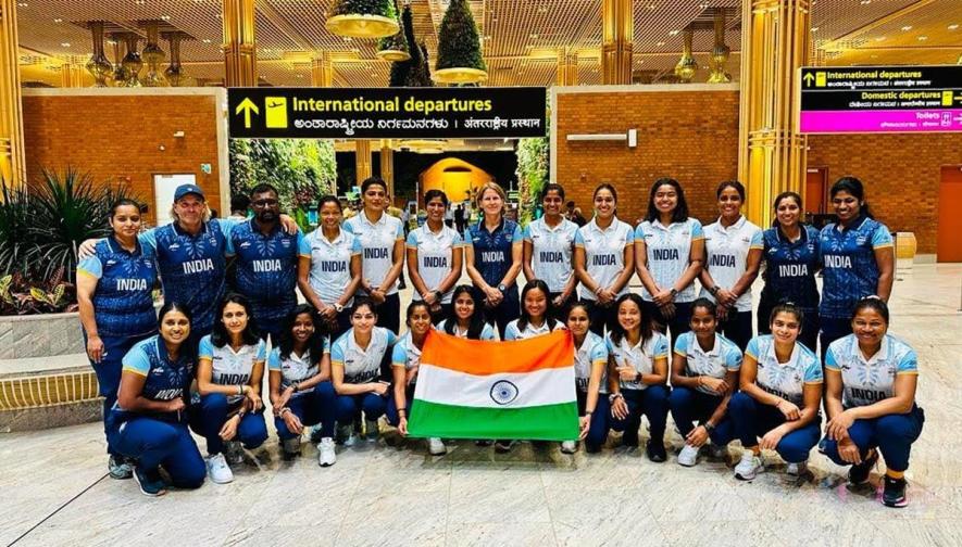 Women's Hockey Team