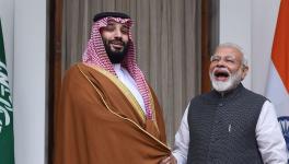 सऊदी के प्रिंस क्राउन सलमान बिन के साथ प्रधानमंत्री नरेंद्र मोदी। 