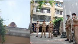 लखनऊ: बेरोज़गारी को लेकर सीएम आवास पर प्रदर्शन से पहले ही महिला कार्यकर्ता घर में नज़रबंद!