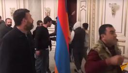 अर्मेनिया और अज़रबैजान ने नागोर्नो-कराबाख क्षेत्र पर लड़ाई को ख़त्म करने के समझौते की घोषणा की