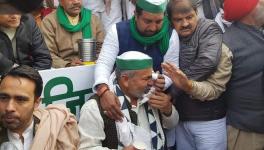 और मजबूत हुआ ग़ाज़ीपुर का किसान मोर्चा : टिकैत के समर्थन में लगातार पहुंच रहे हैं लोग